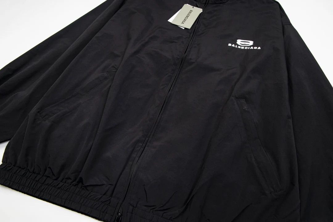Waterproof nylon jacket