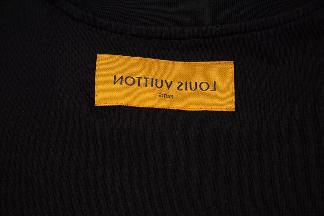 Fashionable printed T-shirts