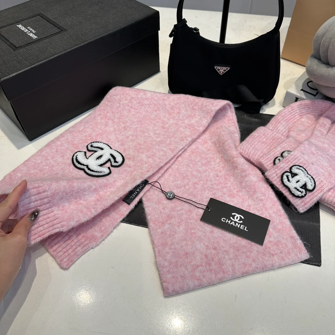 Embroidered knitted scarf hat gloves set