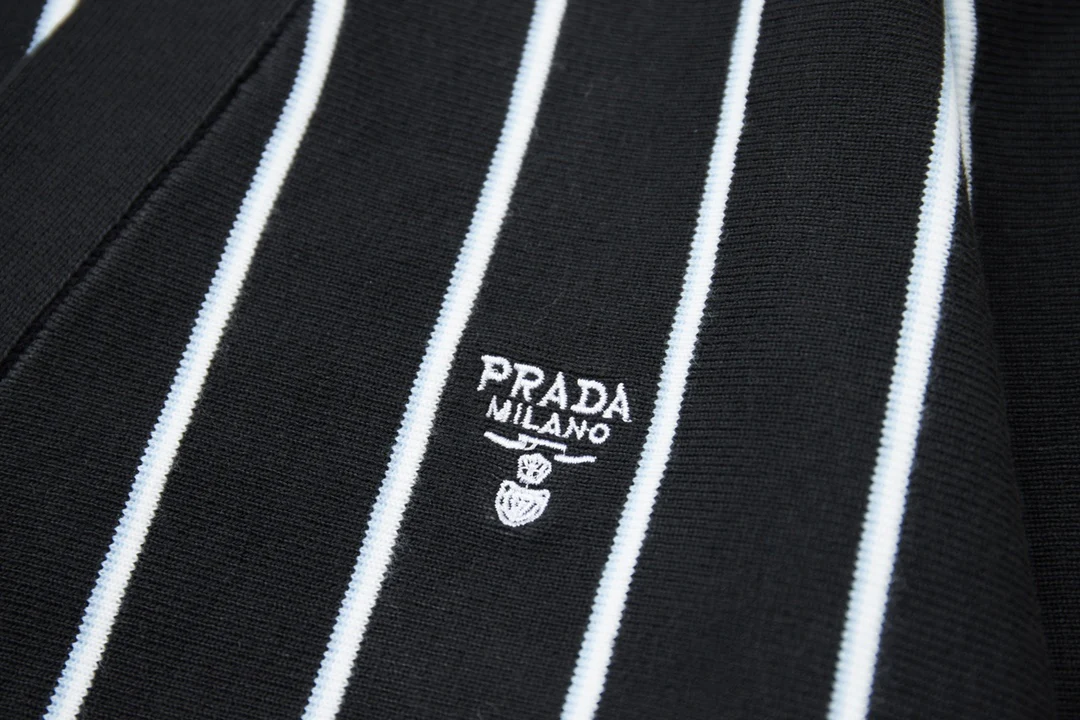 Striped knitted sweater cardigan