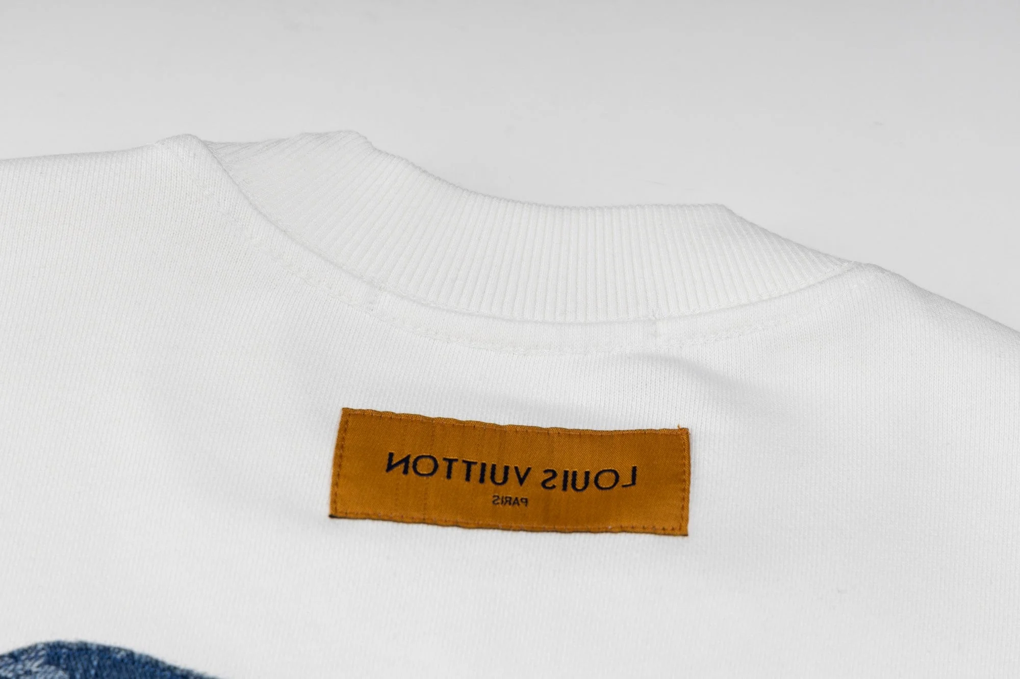 Double-sided embroidered round neck cotton sweatshirt