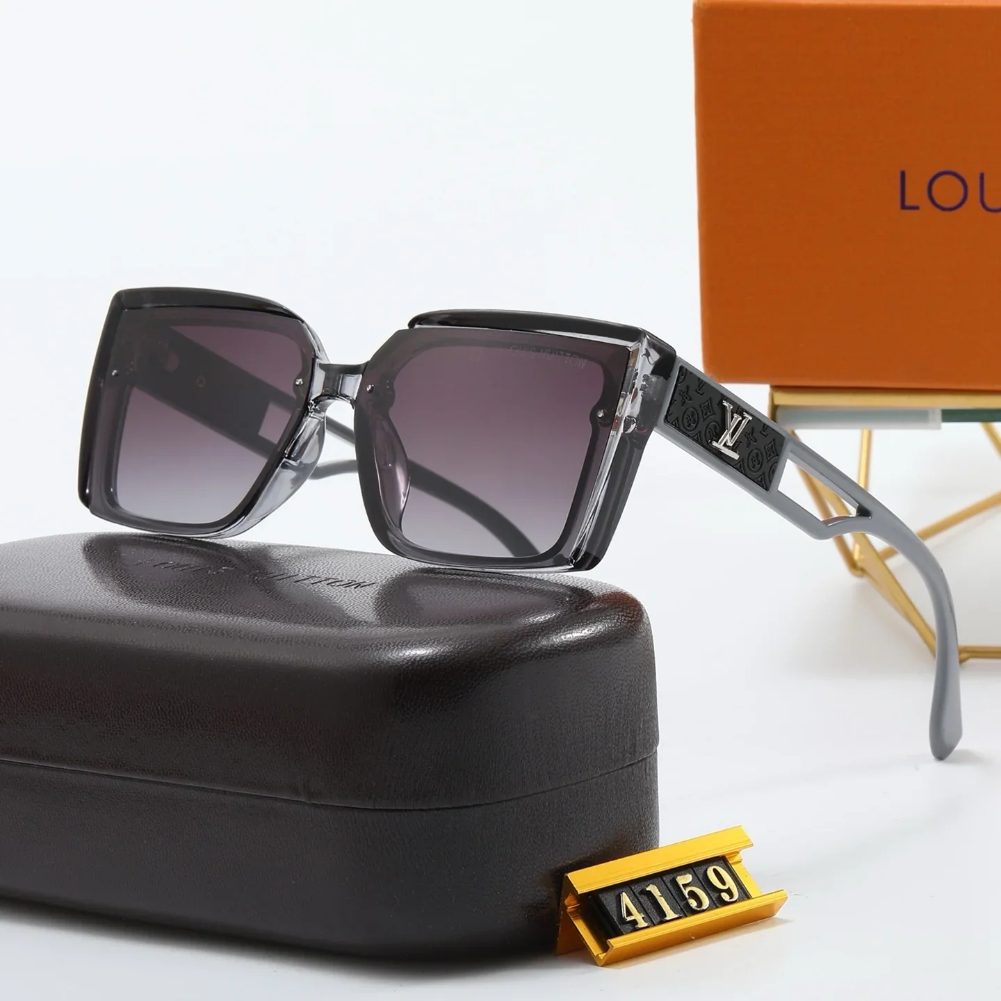 4 colors of fashionable and popular sunglasses  4159