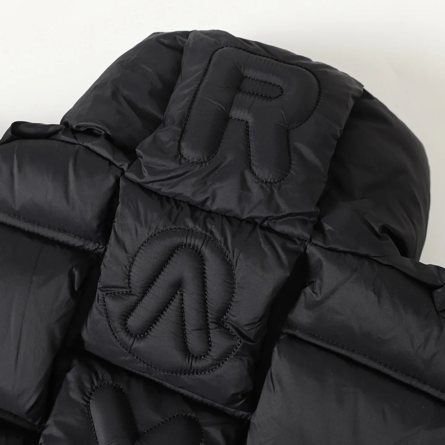 3D Quilted Zipper Down Jacket