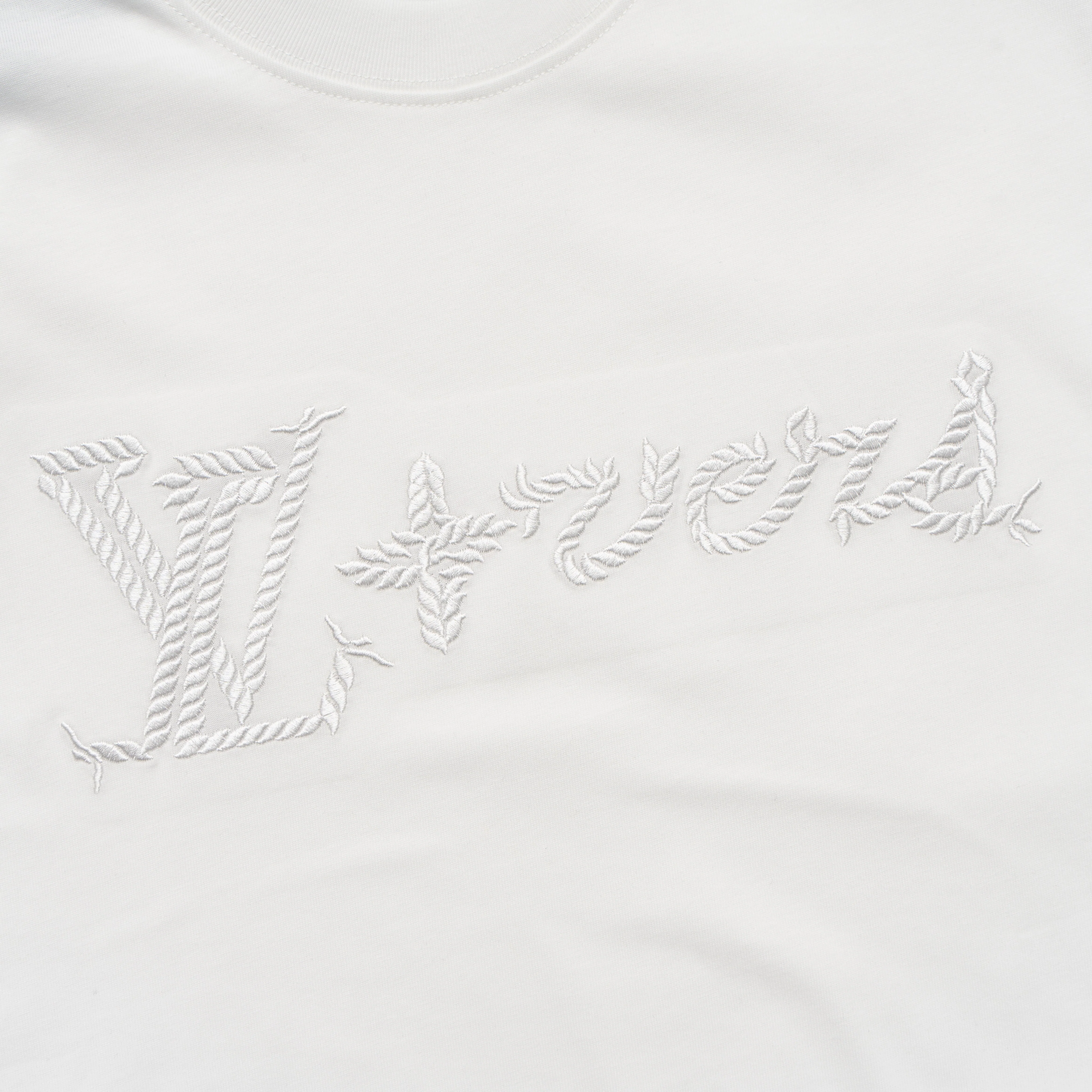 Printed T-Shirt: High-End Fashion Statement-1197