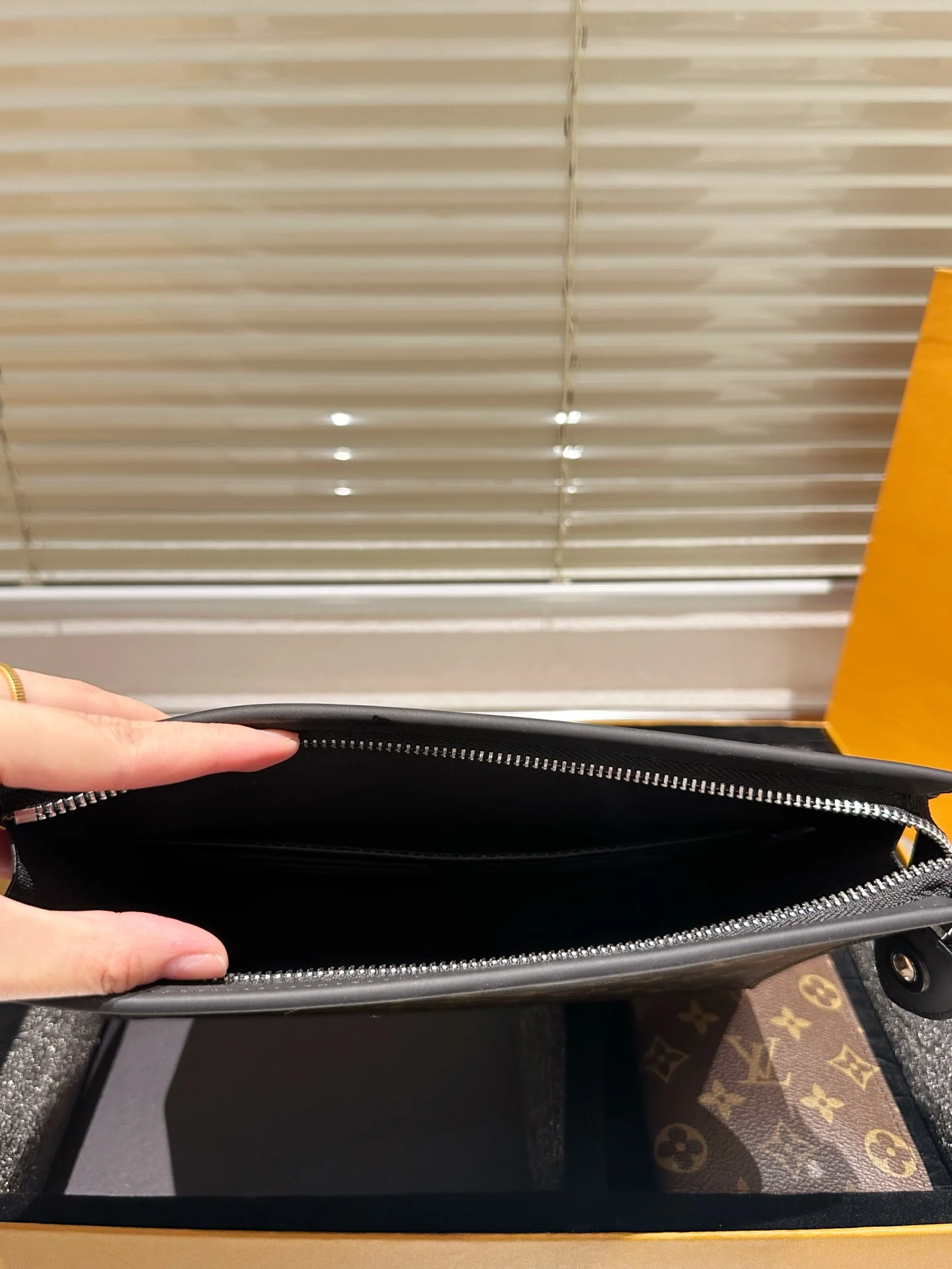 Men's Wallet + Clutch Gift Box