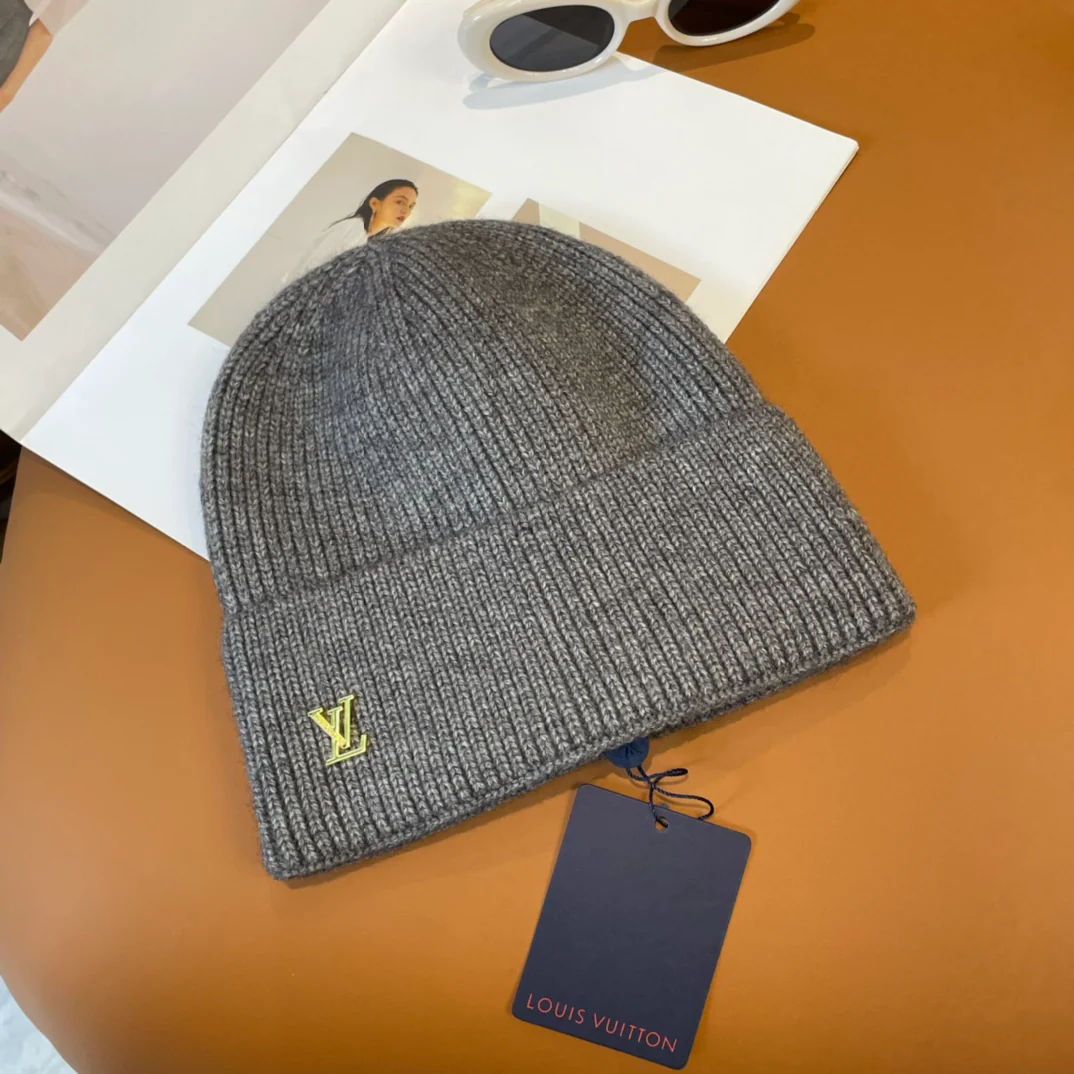 Fashionable Cashmere Knitted  Beanie