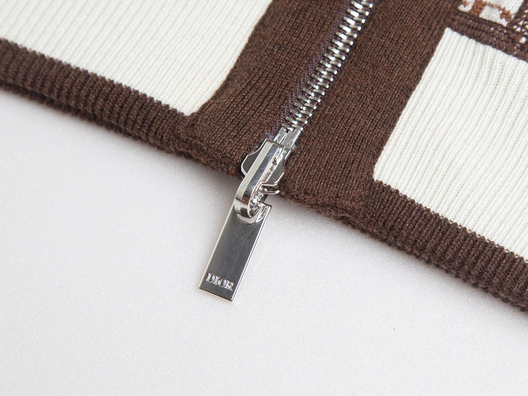 Reversible embossed cashmere hooded jacket