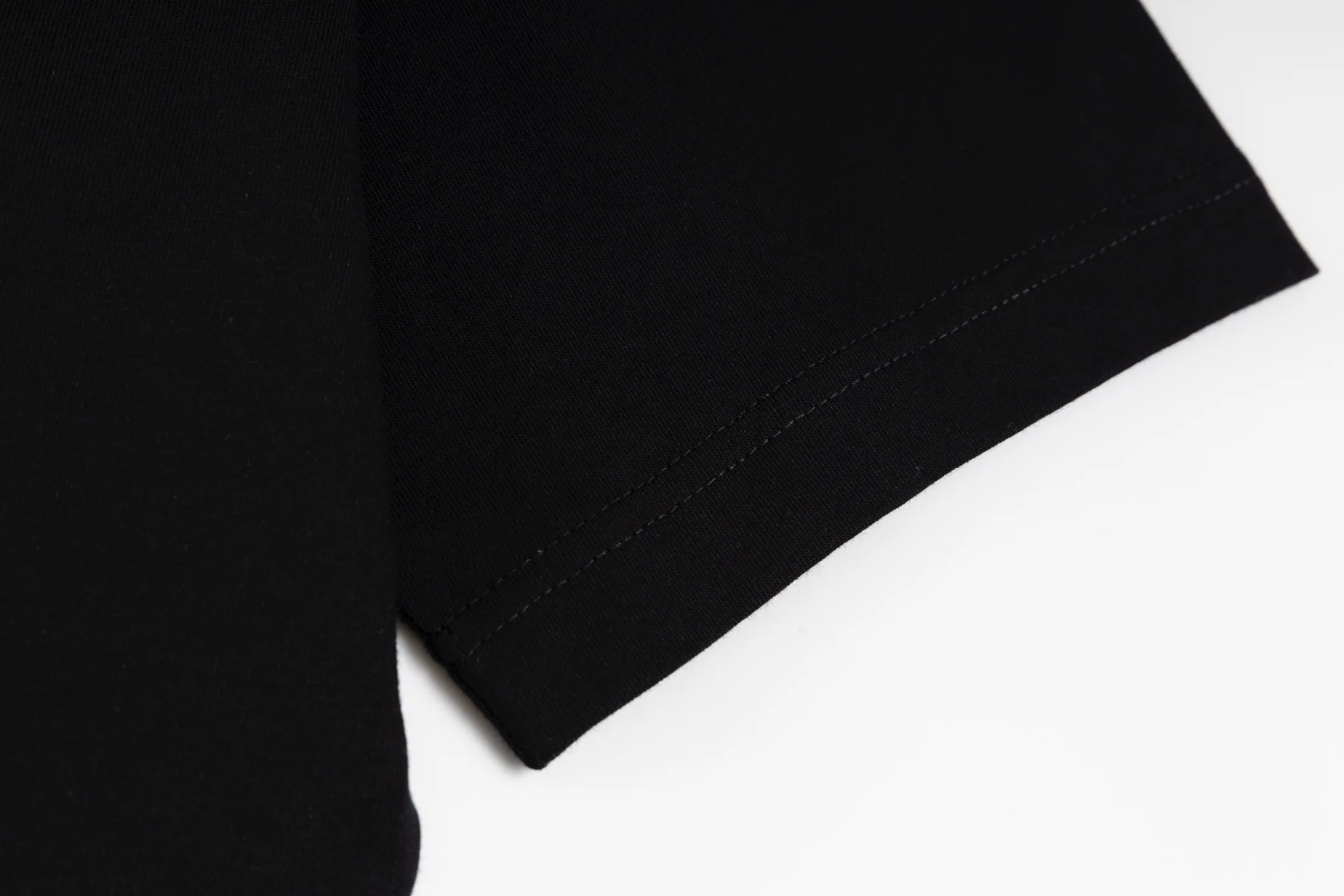 Double-sided embroidered cotton T-shirt