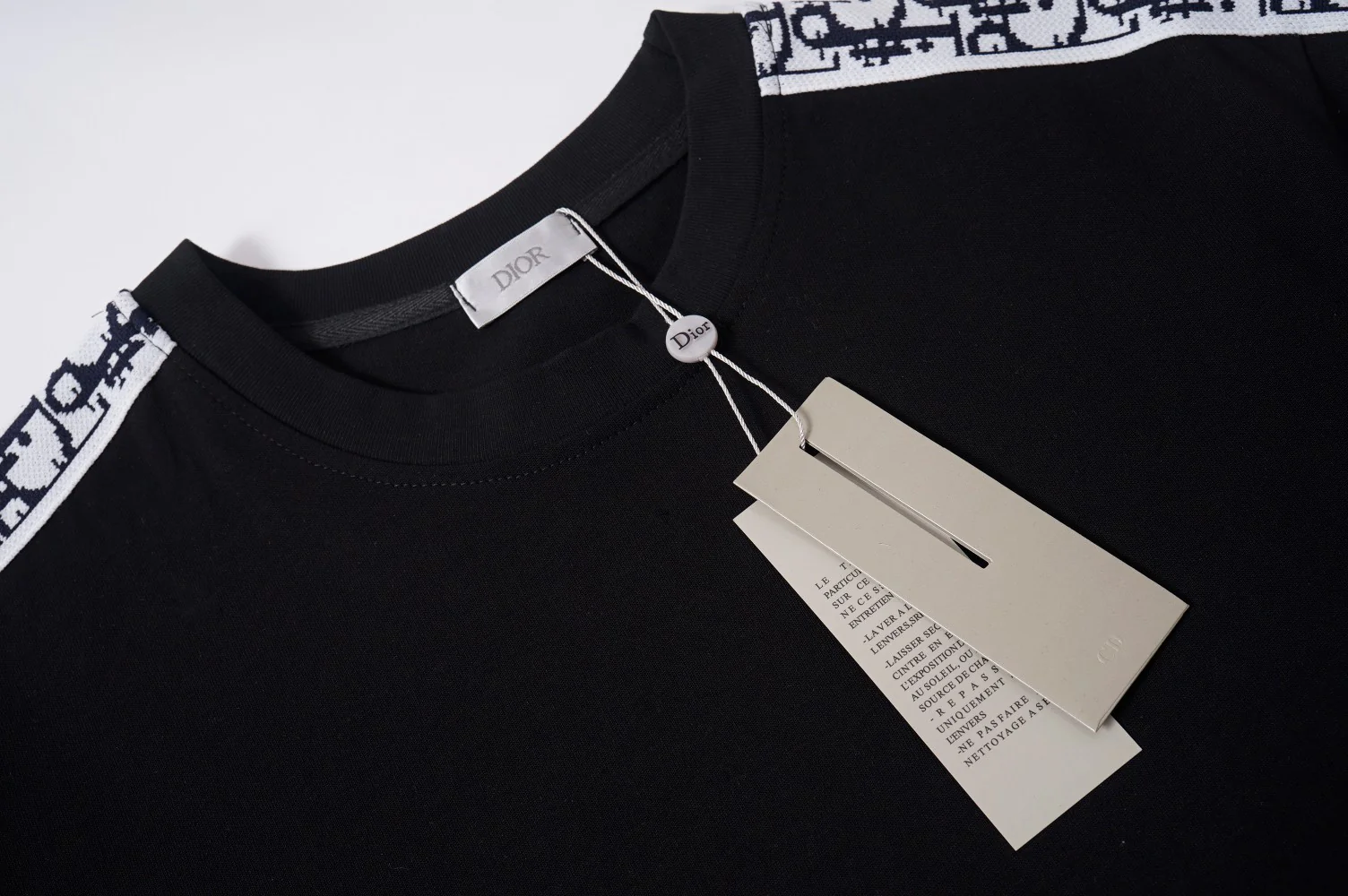 Embroidered cotton T-shirt