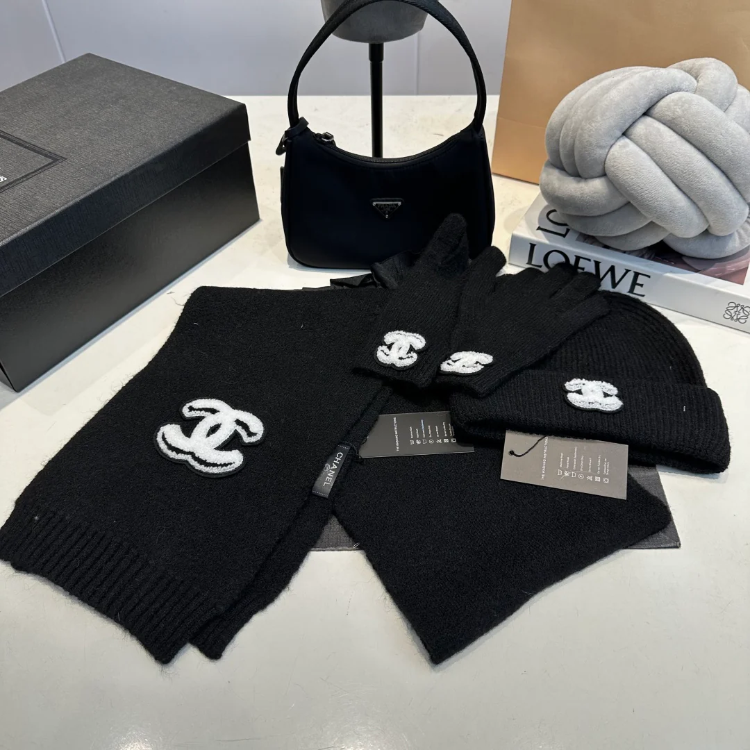 Embroidered knitted scarf hat gloves set