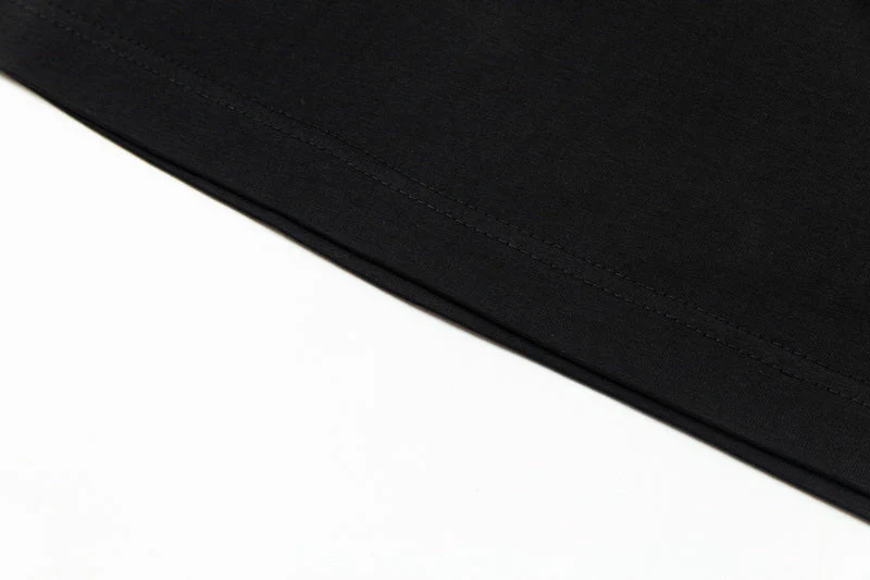 Simple embroidered cotton T-shirt