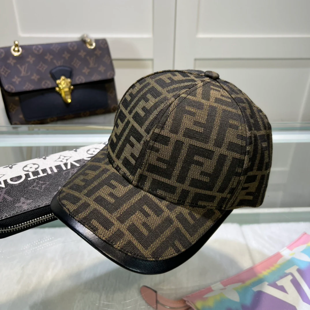 Fashion jacquard baseball cap