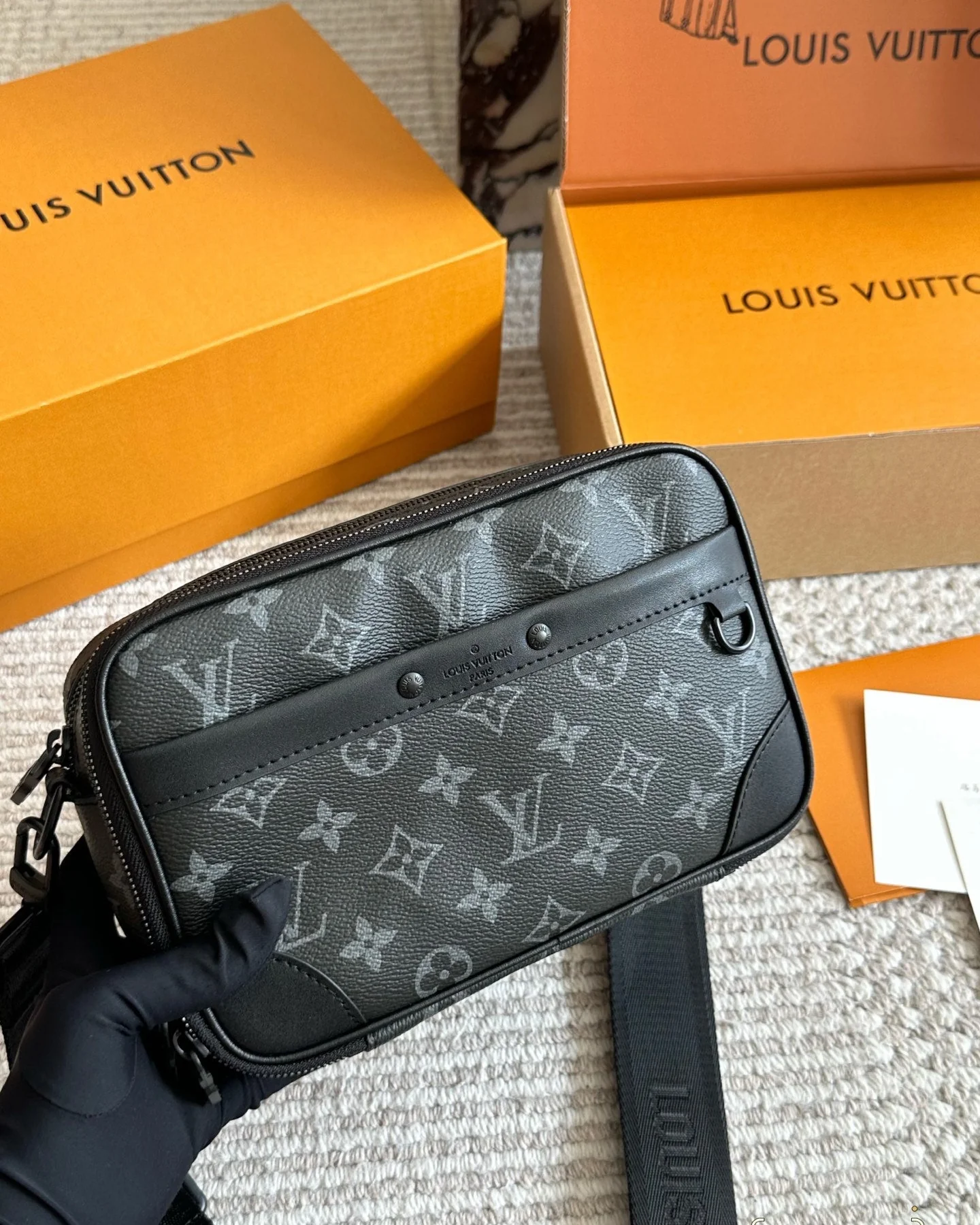 Fashion Leather men's crossbody bag