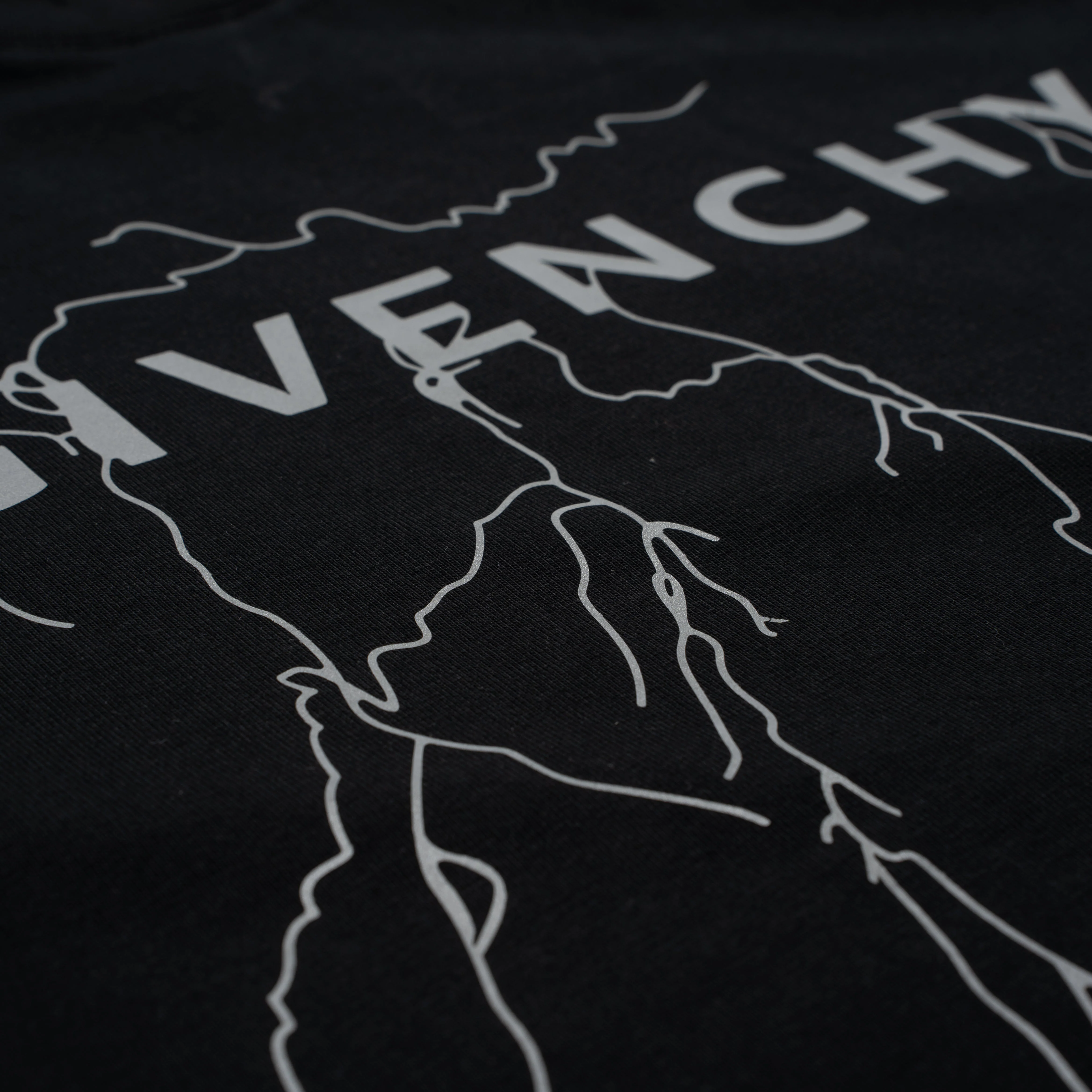 Printed T-Shirt: High-End Fashion Statement-1110