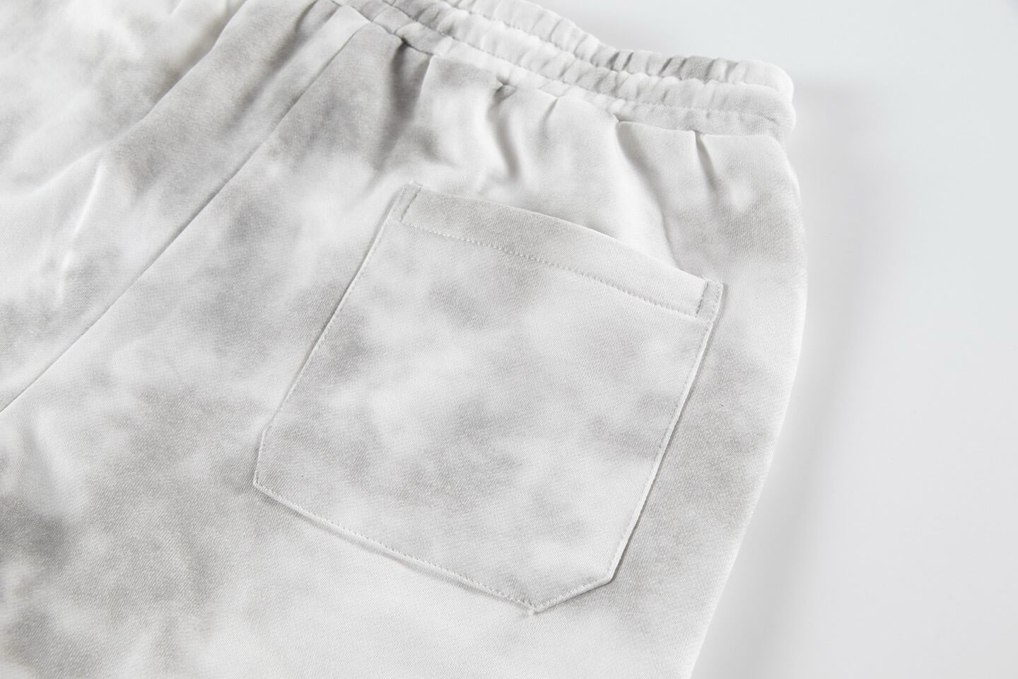 Rendered Classic Pattern Embroidery Shorts