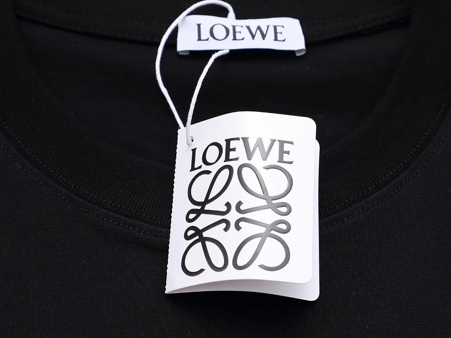 Embroidered color block T-shirt