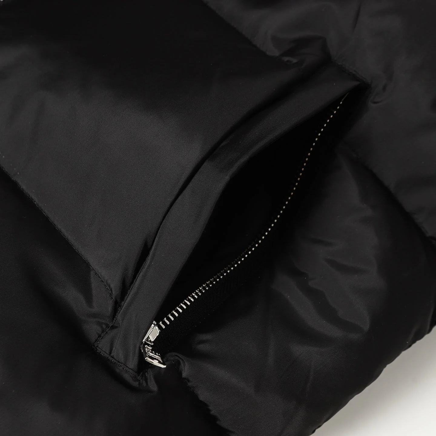 Detachable hooded down jacket