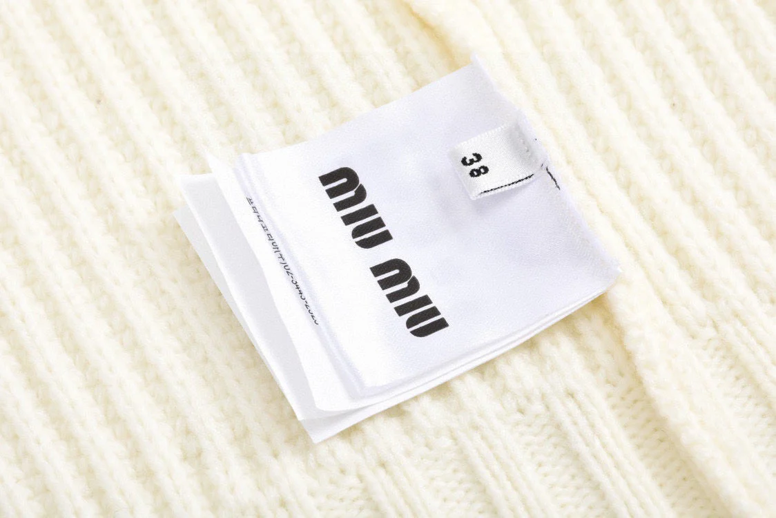 Contrast color sweater cardigan