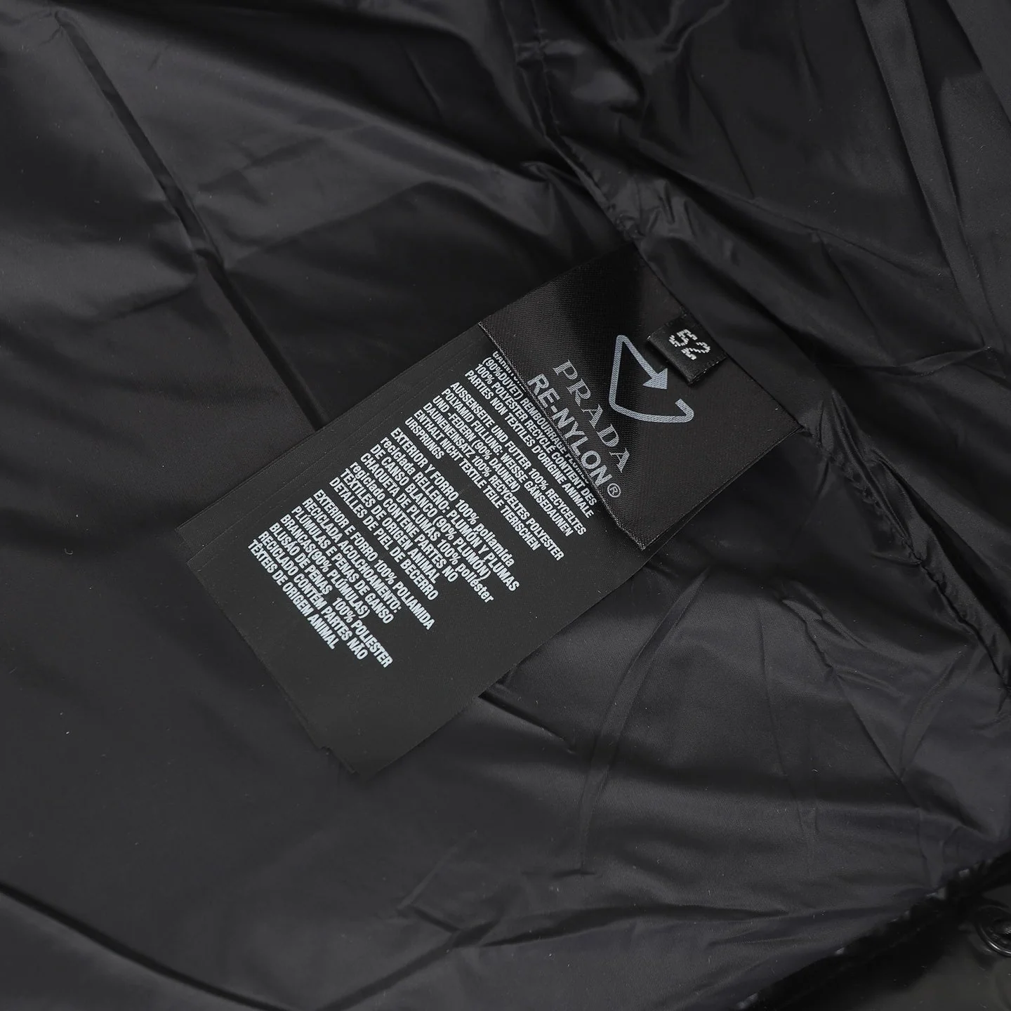 Detachable hood down jacket