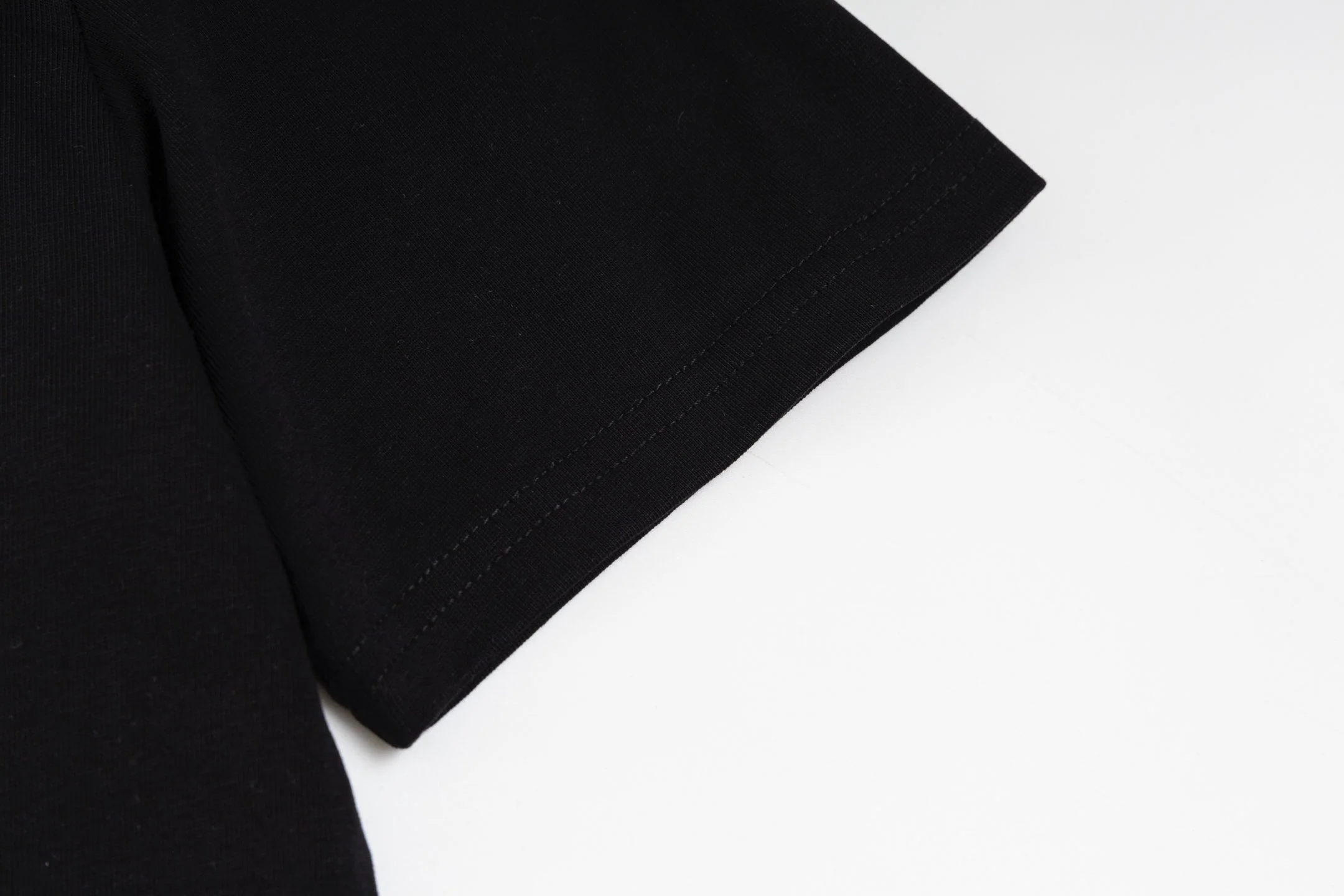 Fashion flocked cotton T-shirt