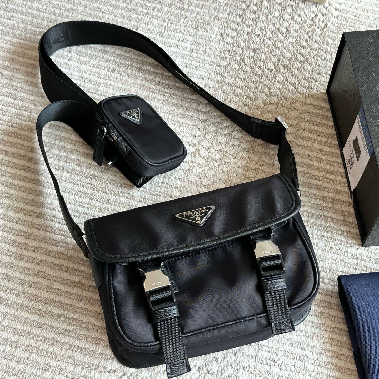 Black Nylon Men's Messenger Bag