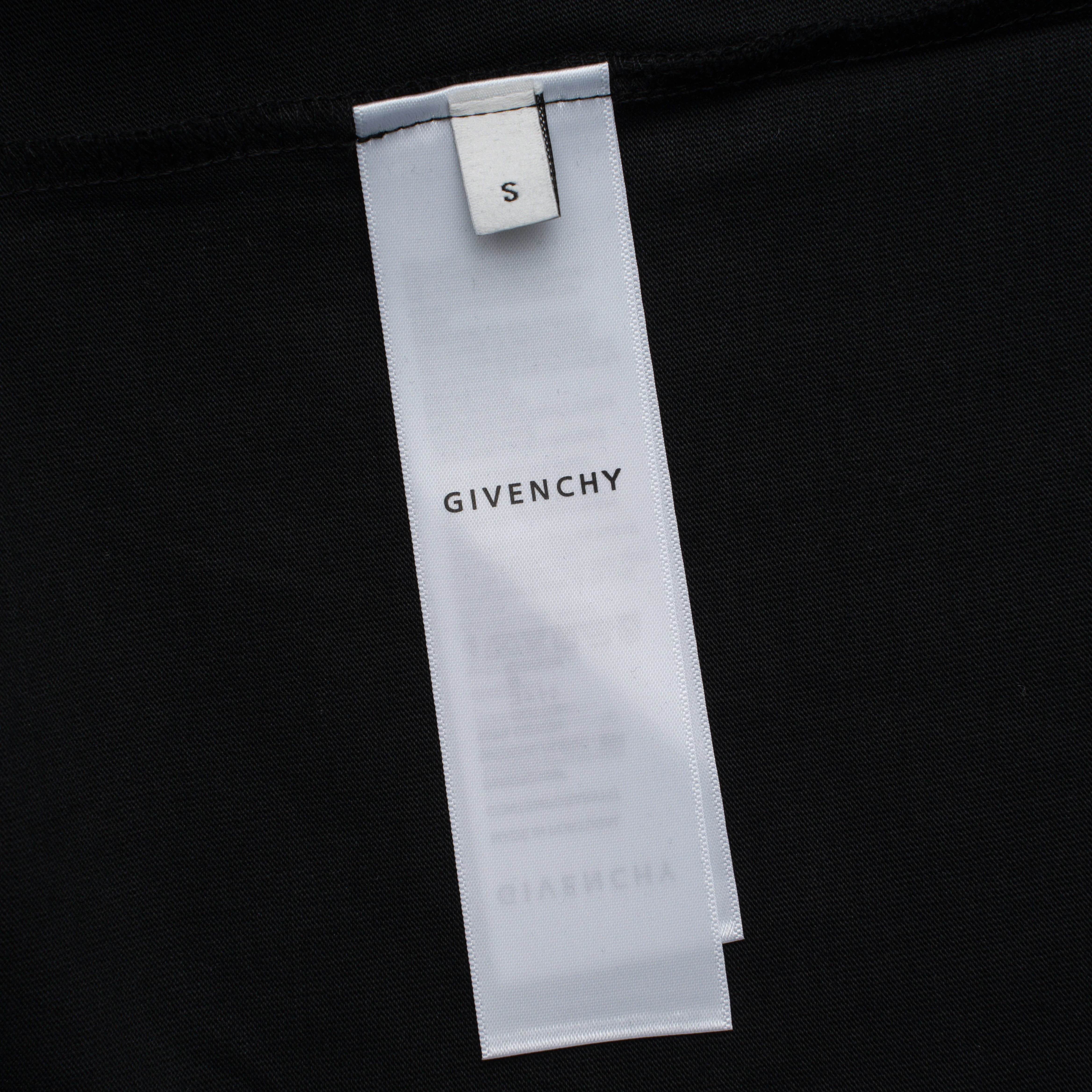 Printed T-Shirt: High-End Fashion Statement-1110