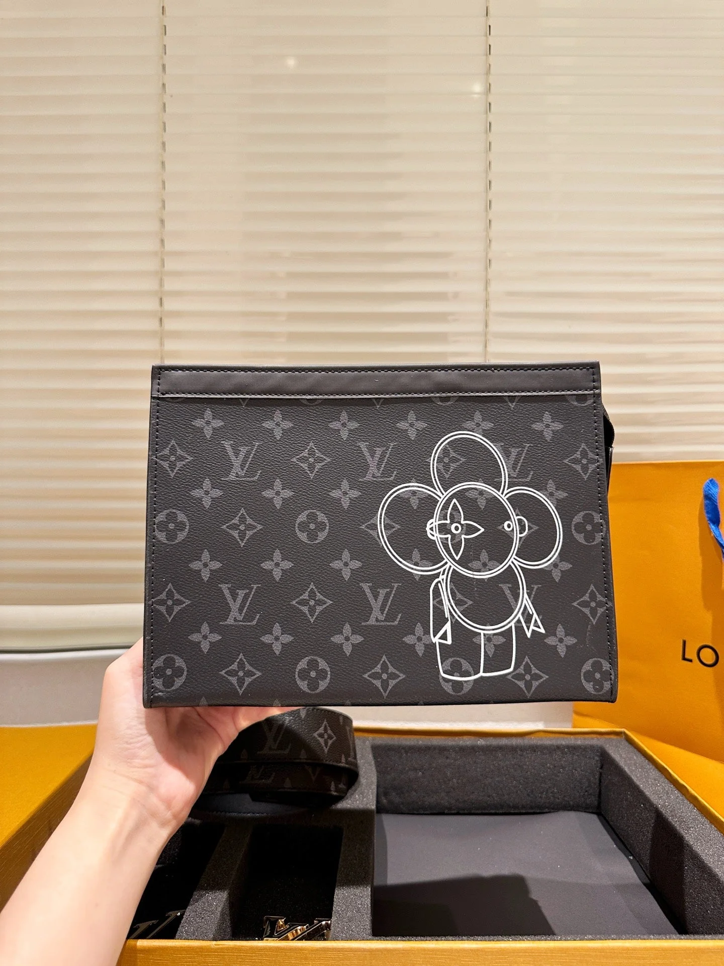 Metal double-buckle belt + clutch gift box