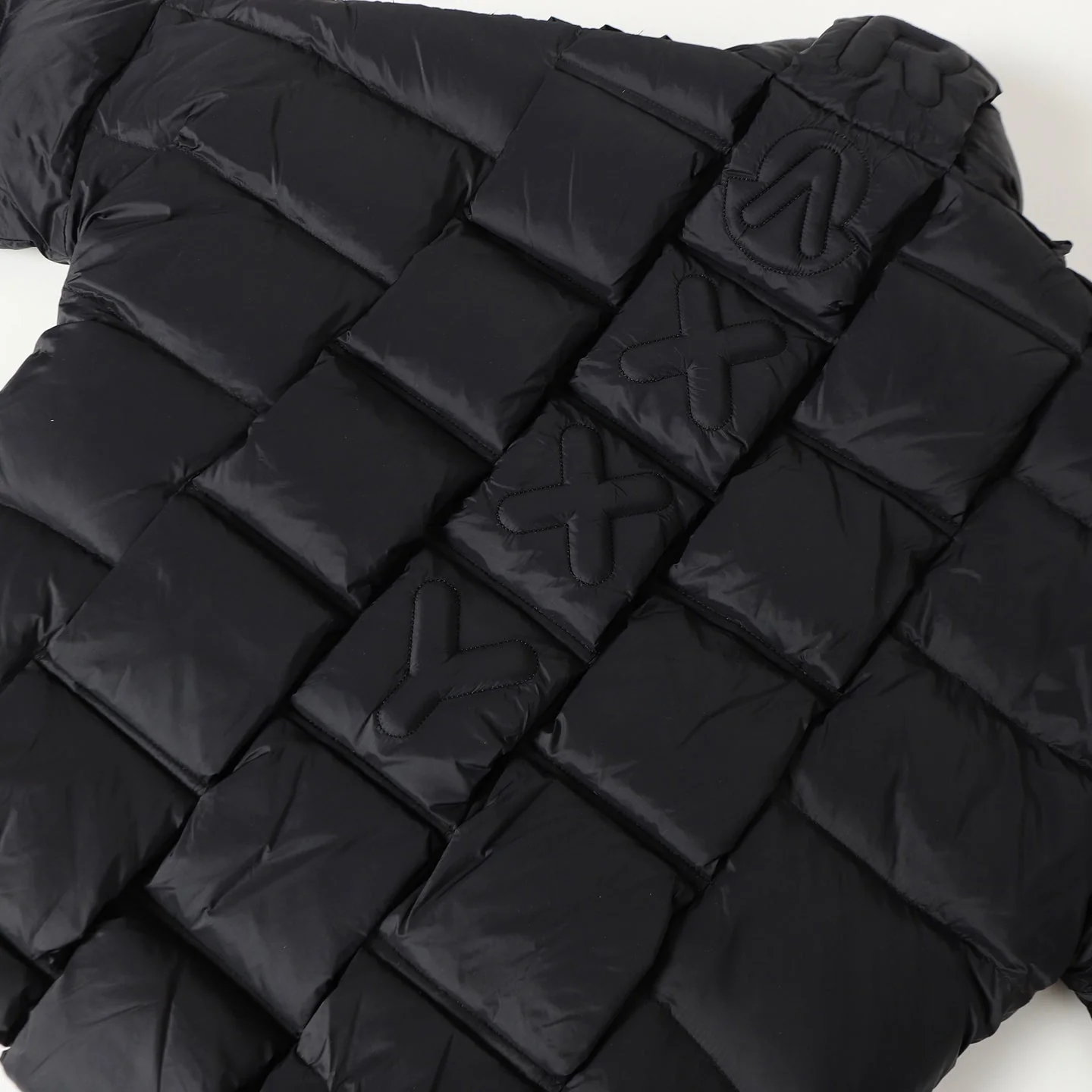 3D Quilted Zip-Up Down Jacket