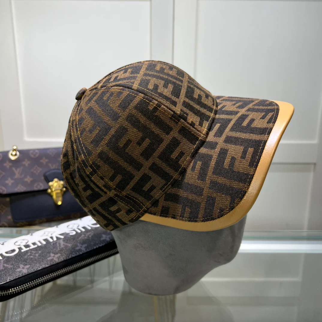 Fashion jacquard baseball cap