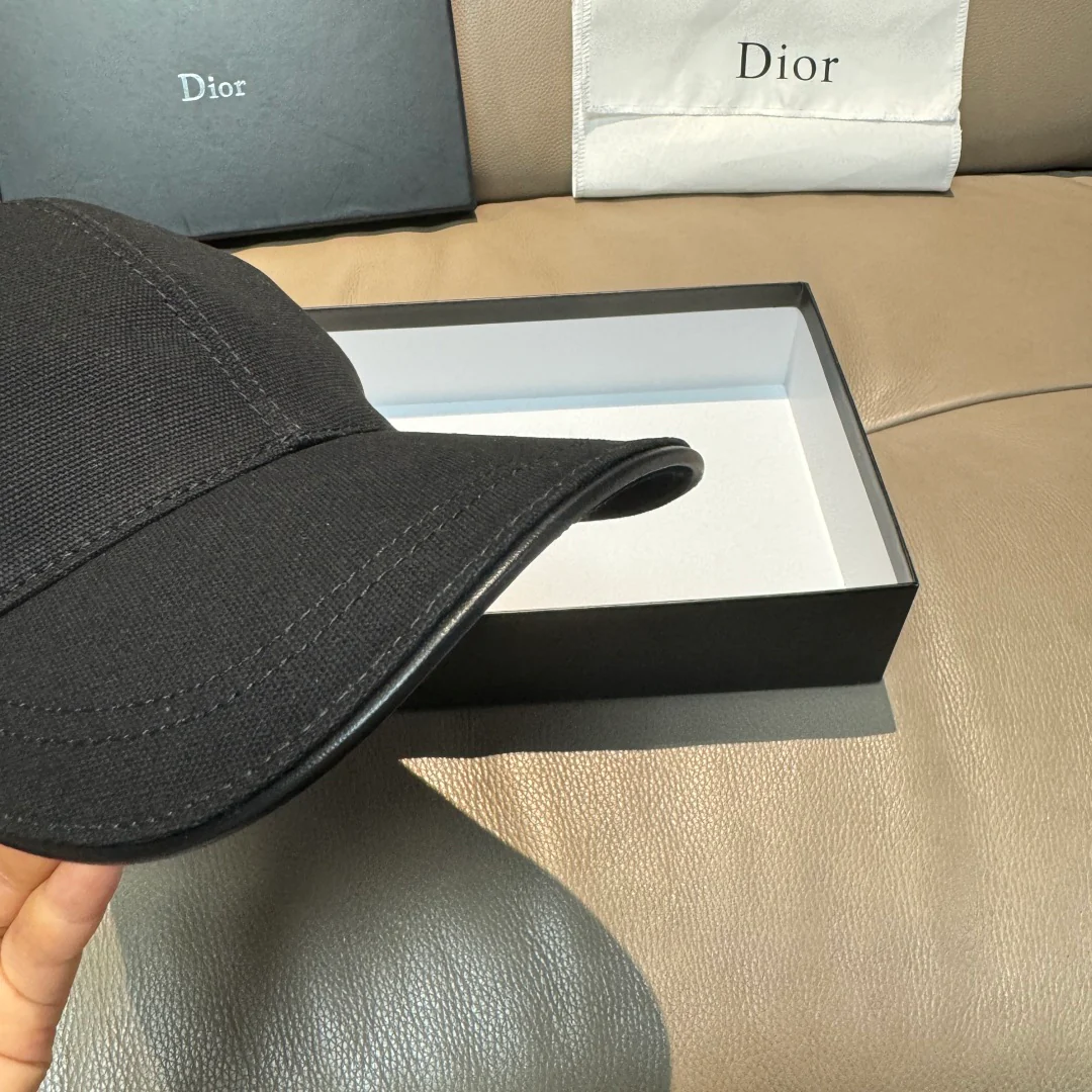 Embroidered lettering baseball cap