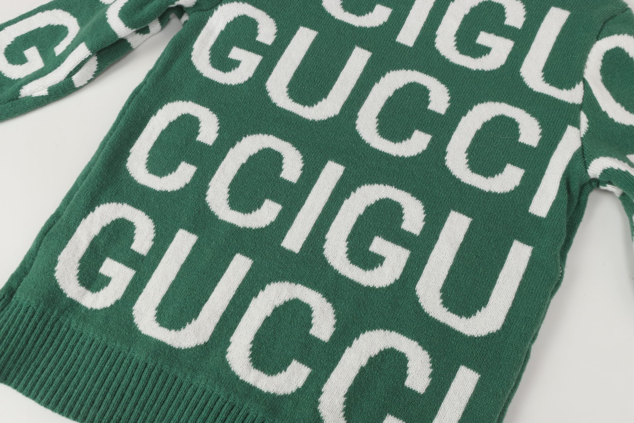 Jacquard-knit cashmere sweater