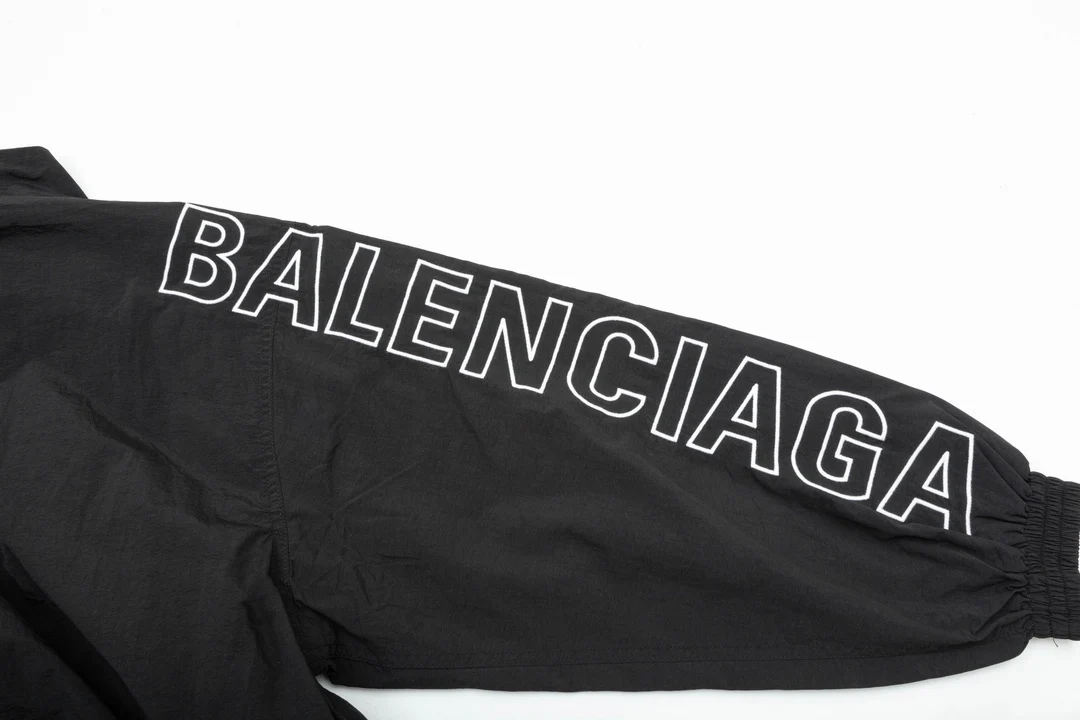 Waterproof nylon jacket