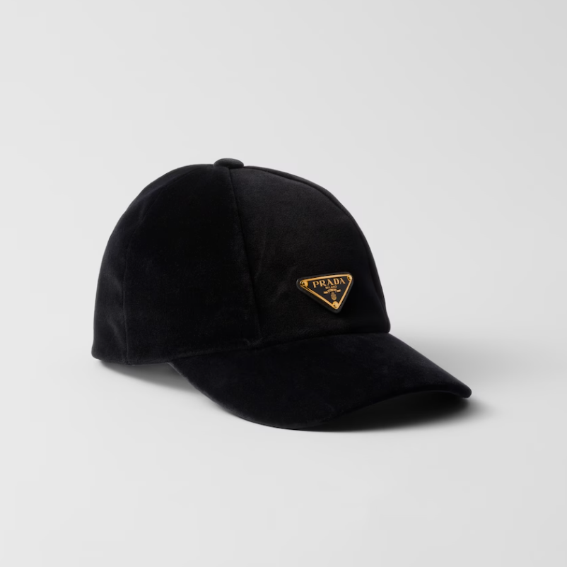 Versatile velvet baseball cap