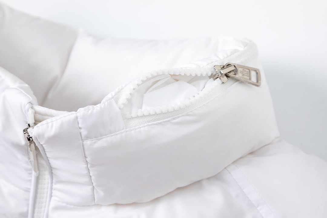 Three-color sleeve ribbon trim down jacket