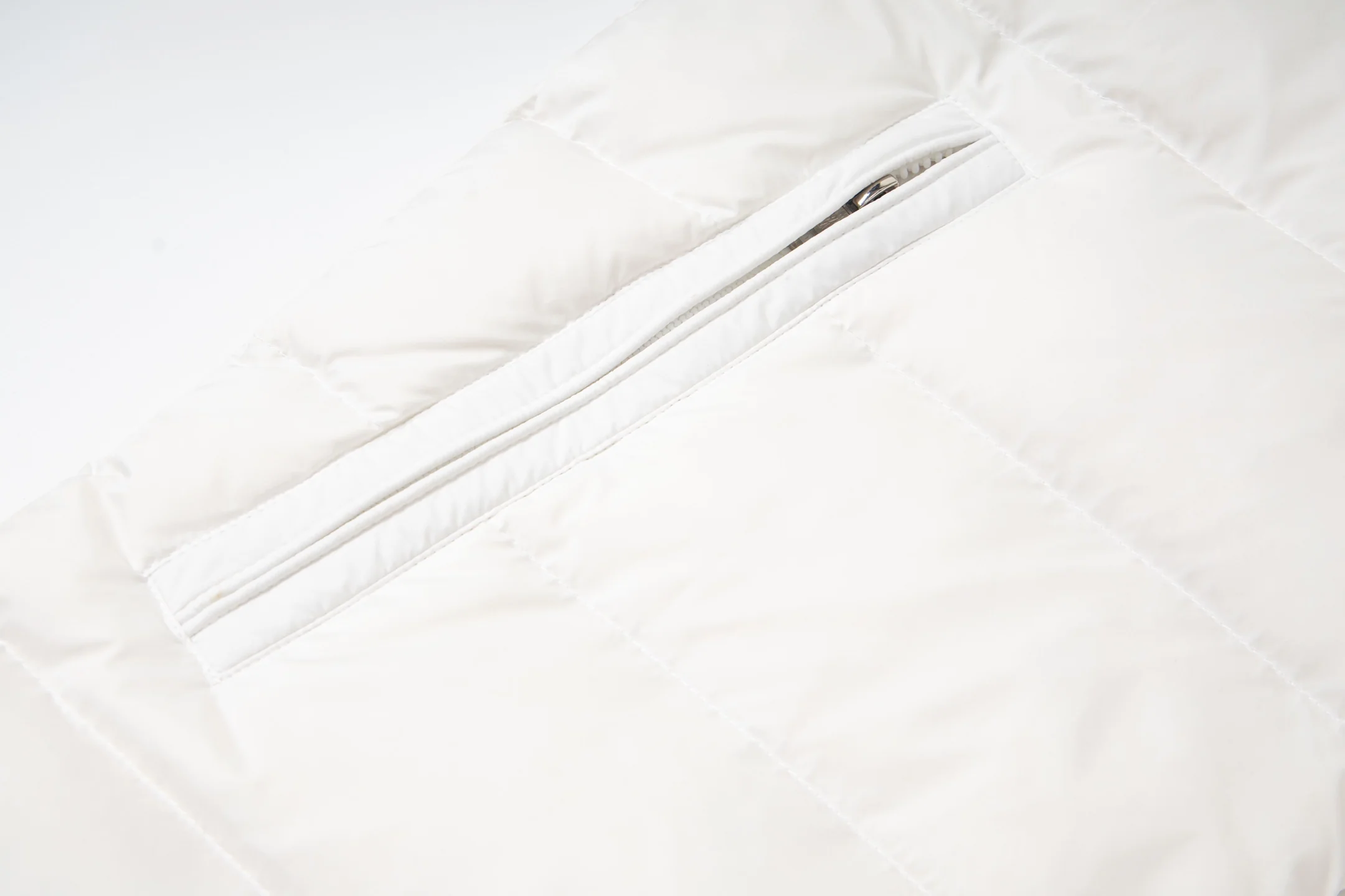 Printed hooded down vest