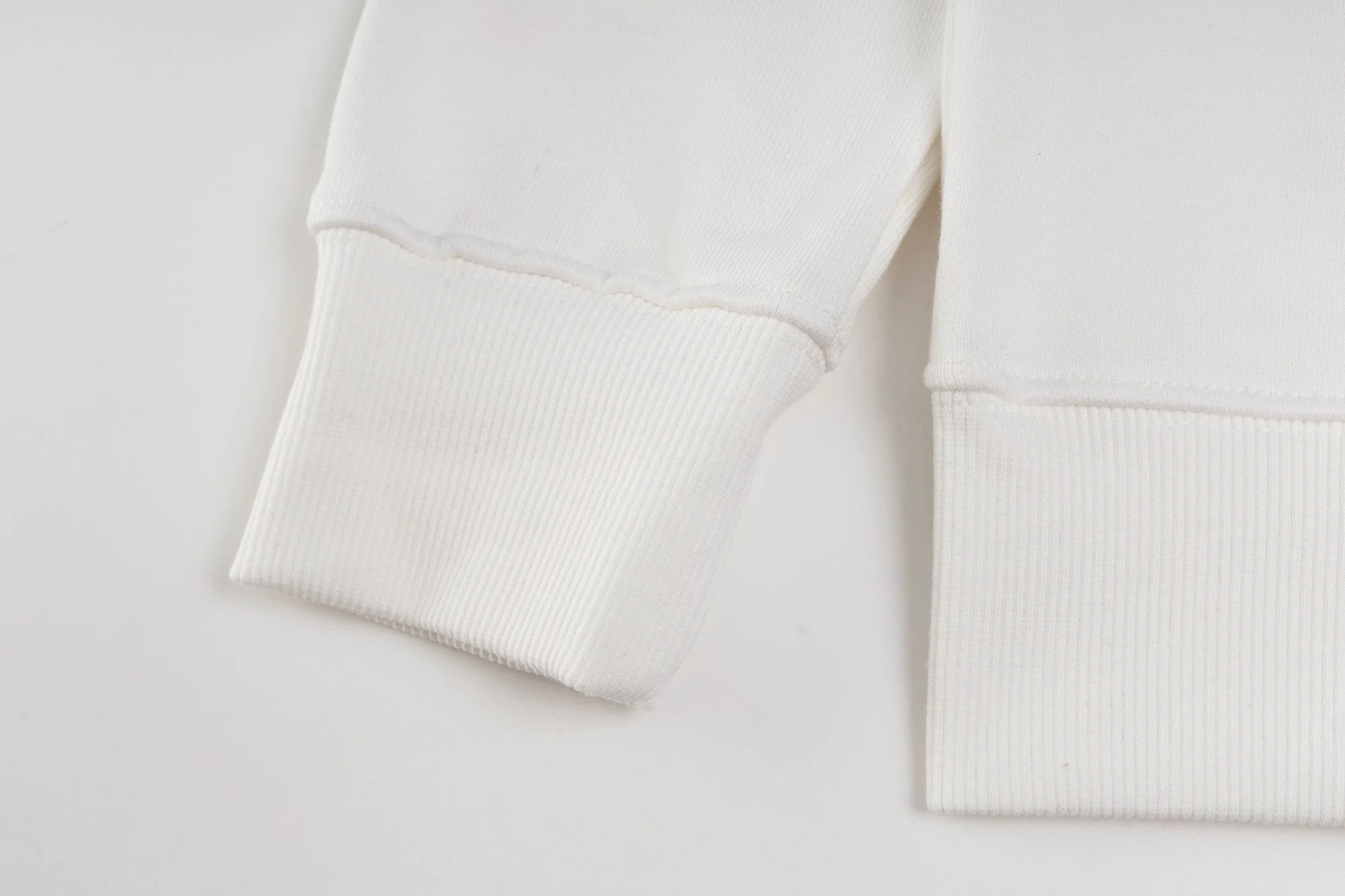 Embroidered cotton sweatshirt