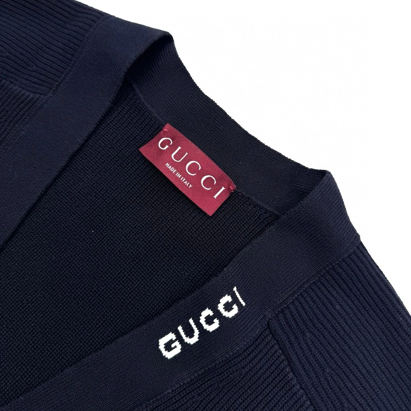 Knitted cashmere cardigan