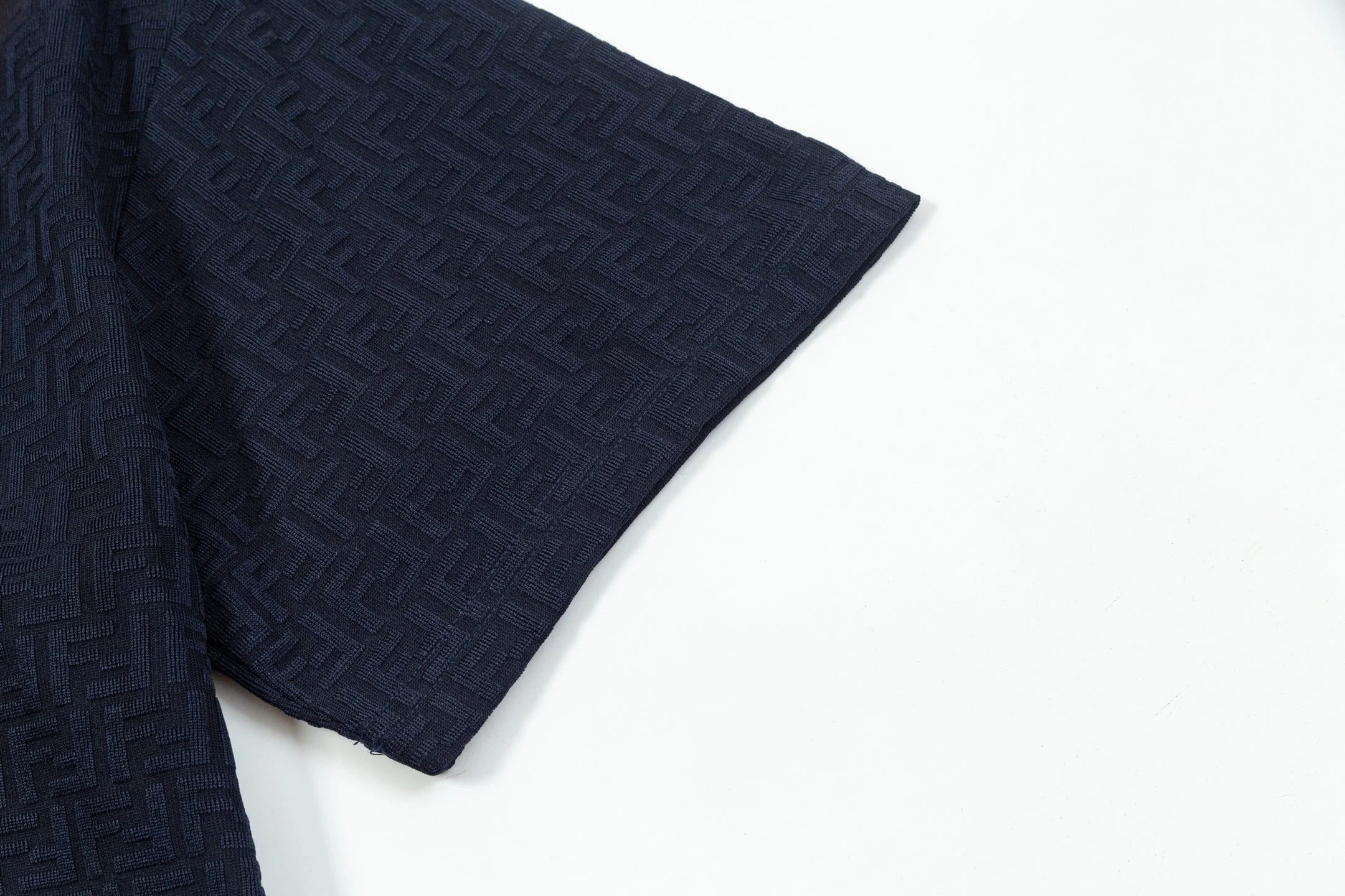 3D embroidered round neck cotton T-shirt