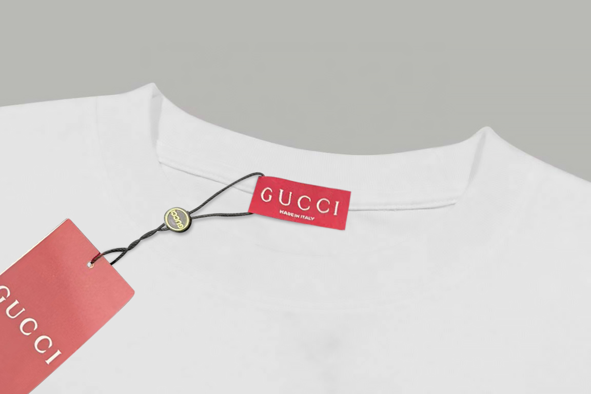 Ribbon Lock Print Crew Neck Sweatshirt