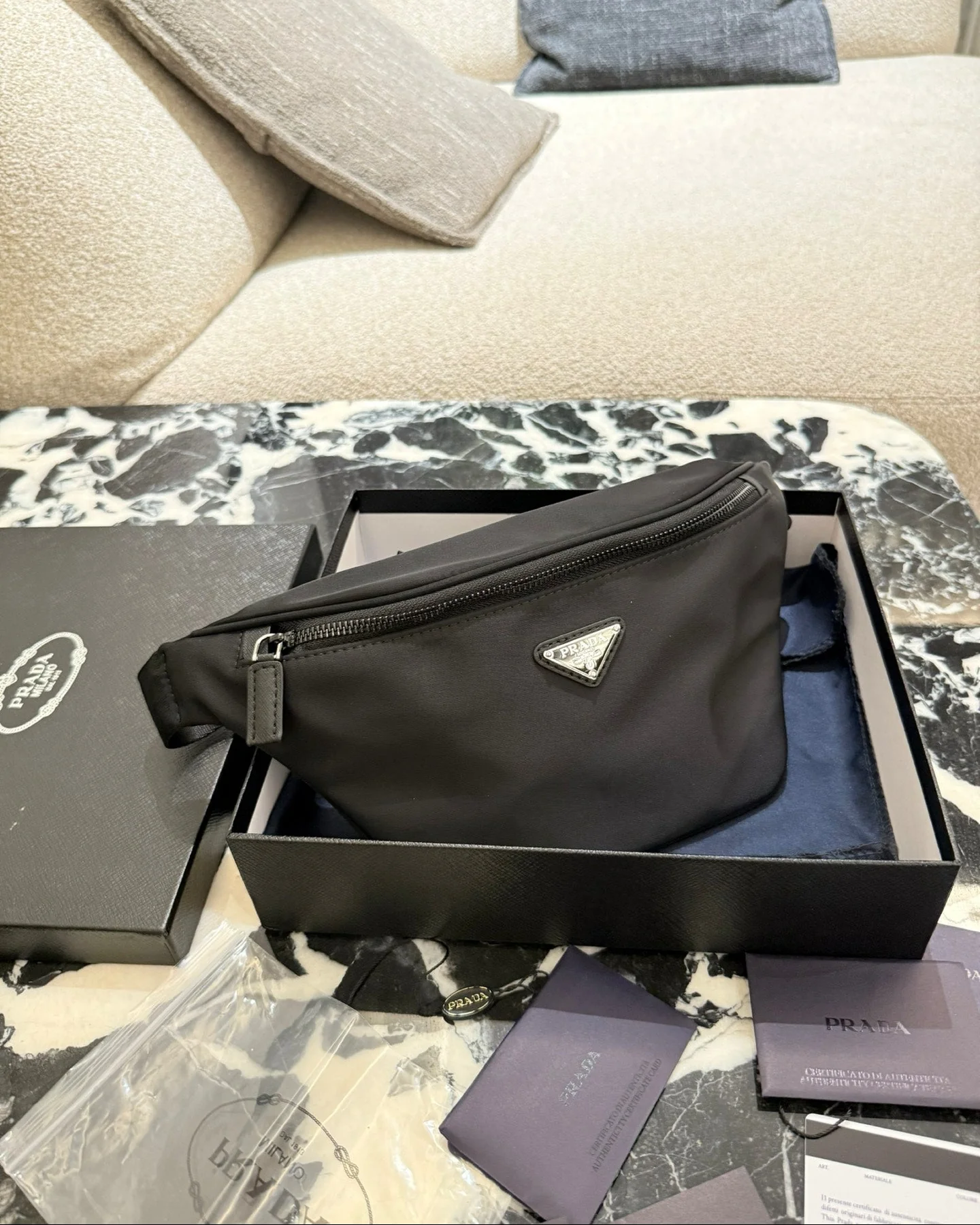 Unisex nylon waist bag