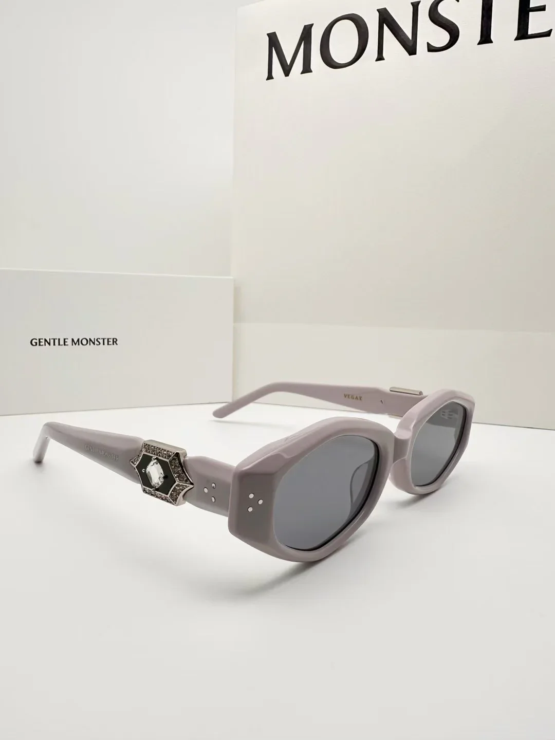 Limited Edition! Jewelry Series Sunglasses!