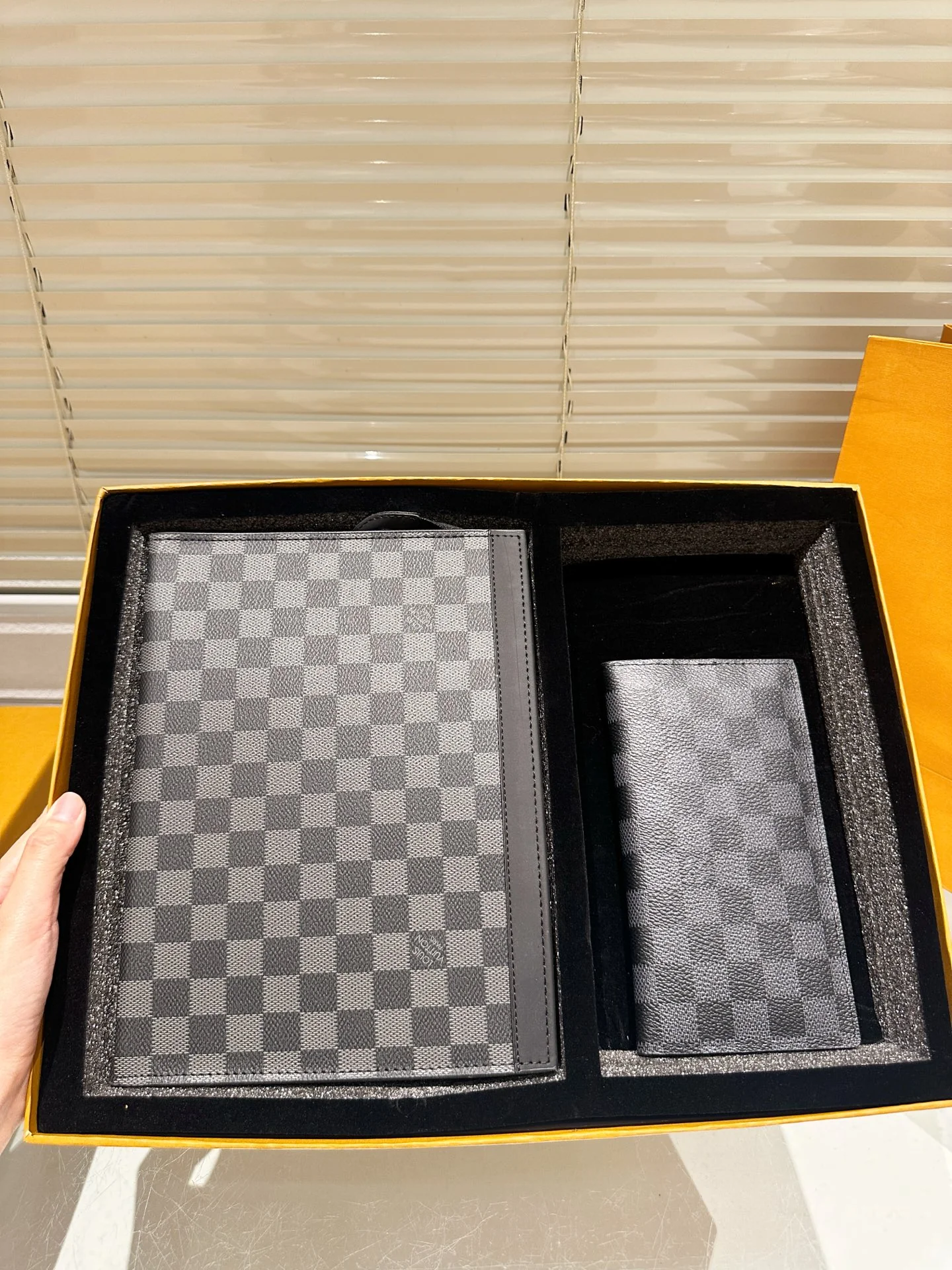 Men's Wallet + Clutch Gift Box