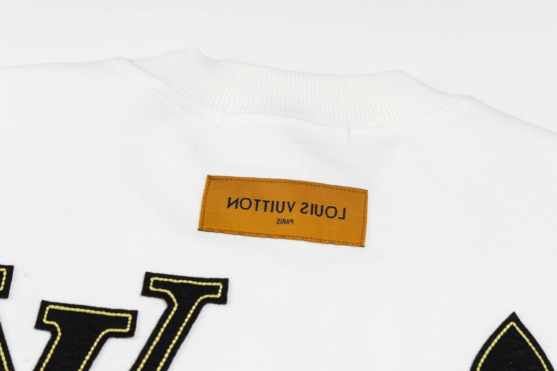 Embroidered Fashion sweatshirt