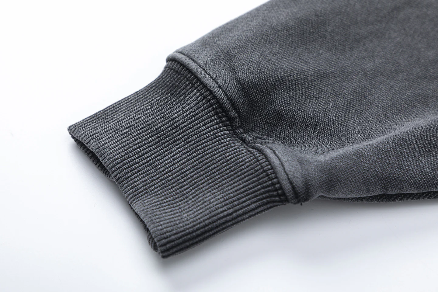 Washed cotton sweatshirt