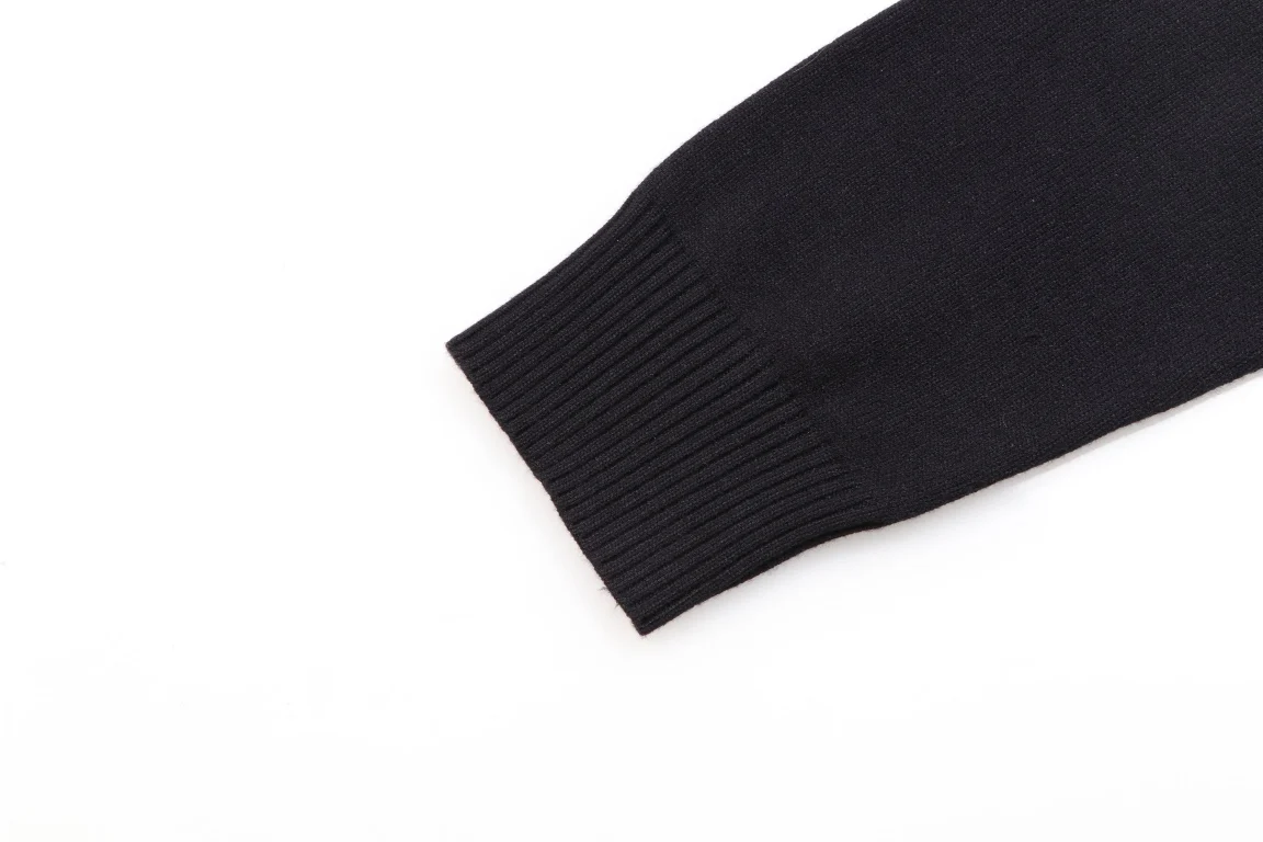 Turtleneck cashmere sweater