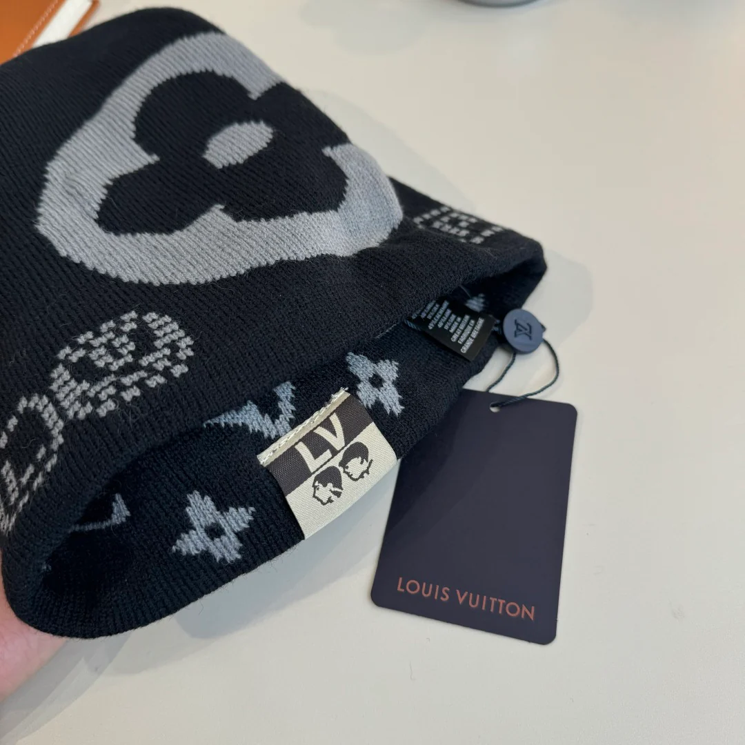 Reversible jacquard floral knit hat