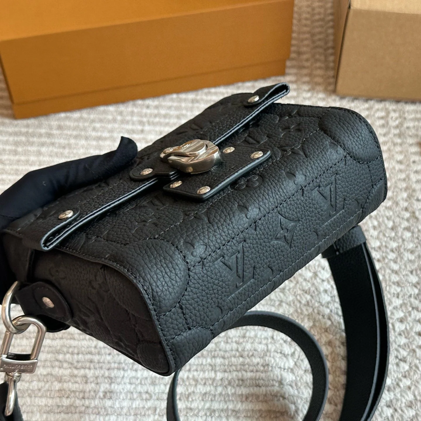 Black Men's Box Bag