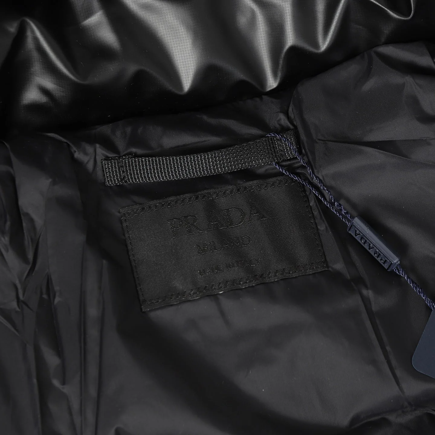 Detachable hood down jacket