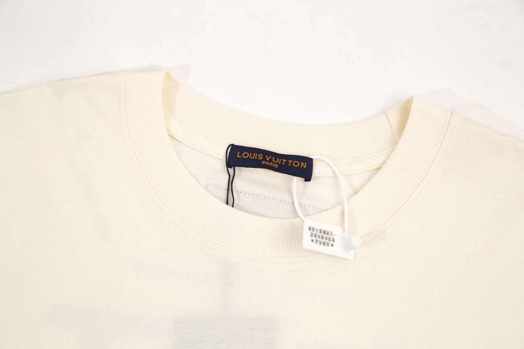 Fashionable printed T-shirts