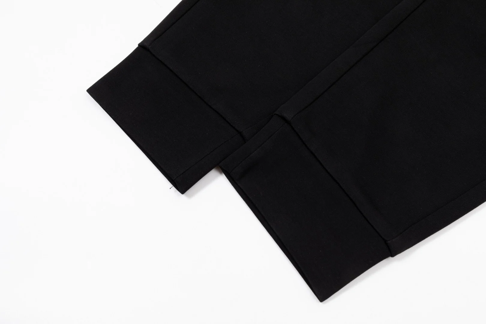 Leather label cotton drawstring trousers